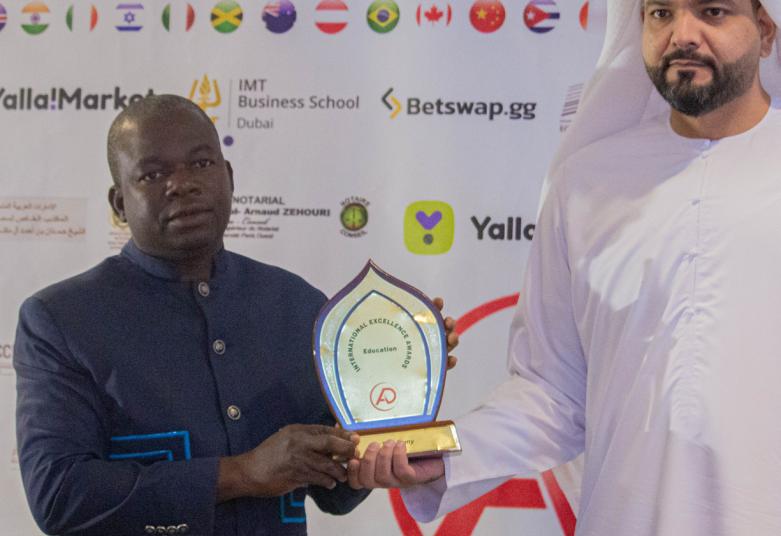 Dr TUO Kolo Remy : l’homme qui révolutionne l’éducation privée en Côte d’Ivoire